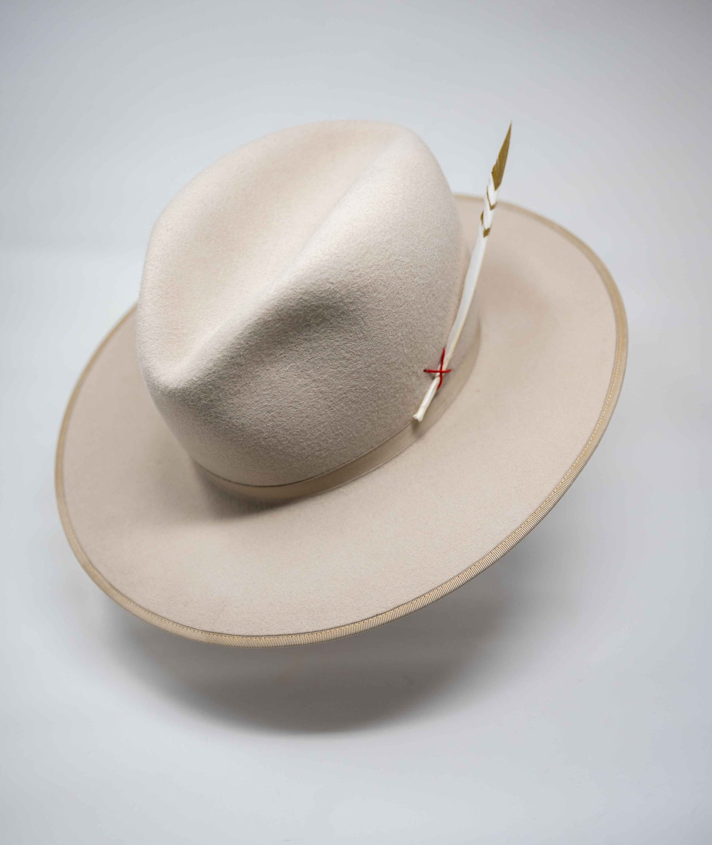 Ligardy Hat Mark 1 Standard "Vanilla Silver"