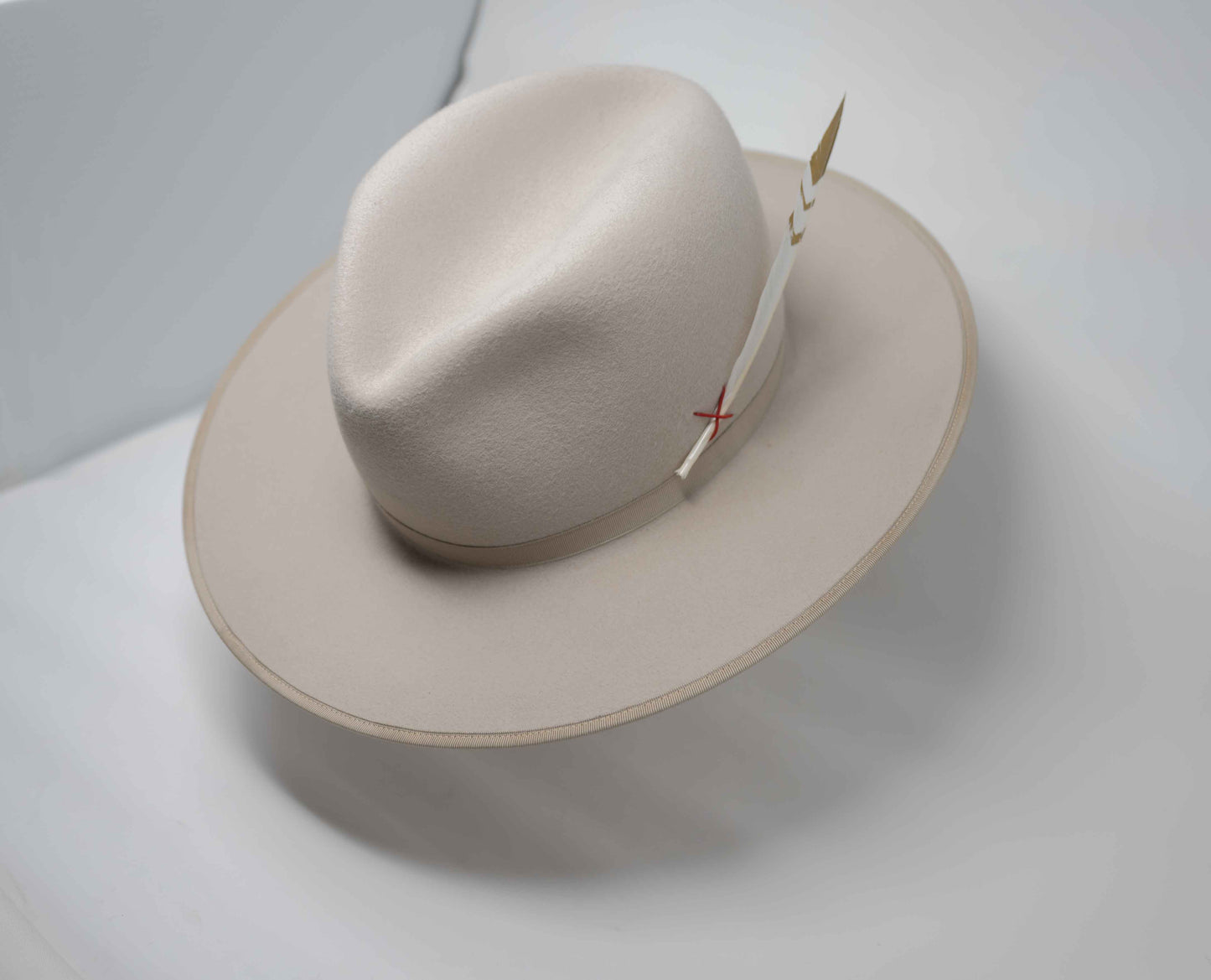Ligardy Hat Mark 1 Standard "Vanilla Silver"