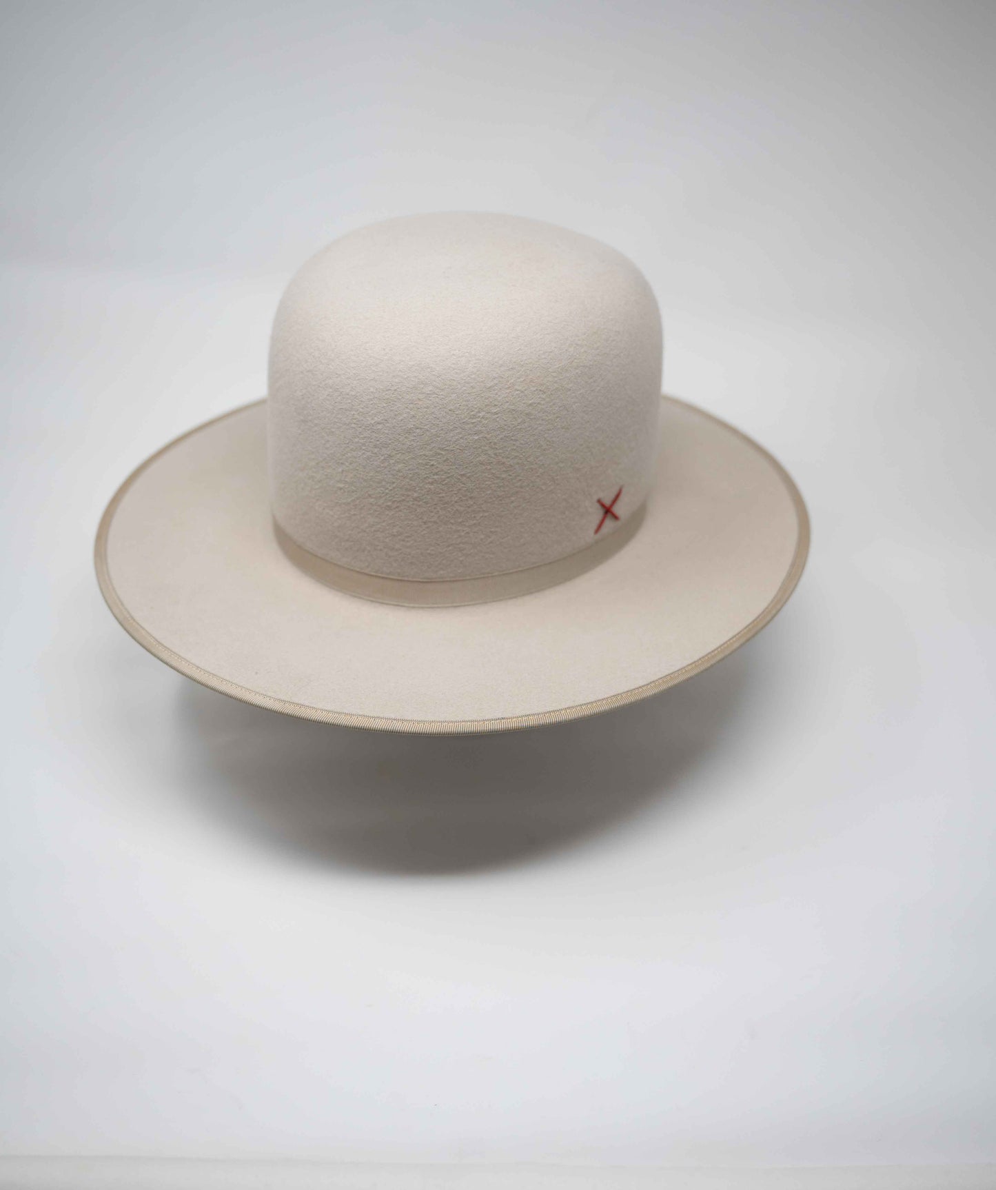 Ligardy Hat Mark 1 Standard "Vanilla Silver"